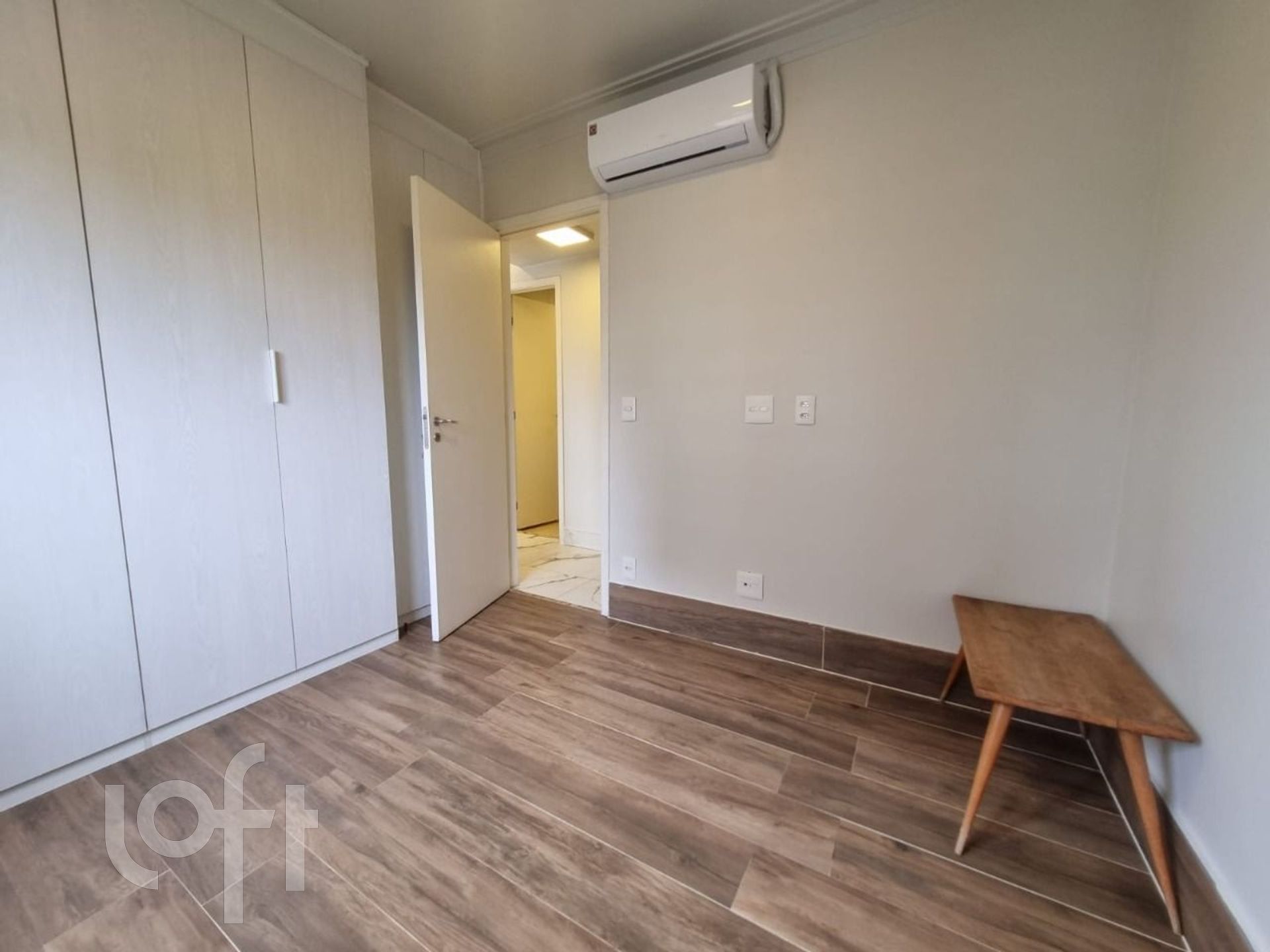 Apartamento à venda com 2 quartos, 68m² - Foto 26