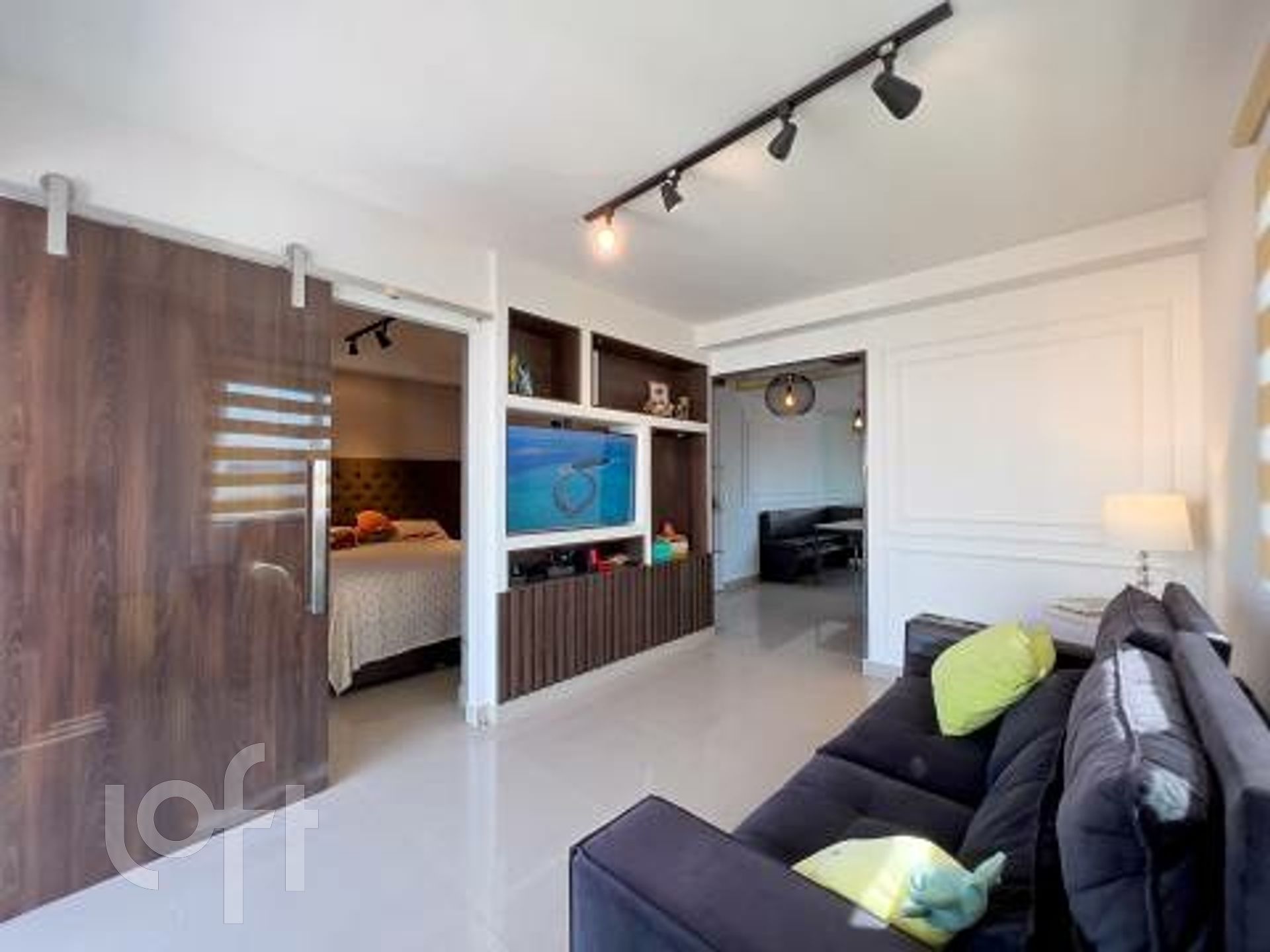 Apartamento à venda com 1 quarto, 54m² - Foto 1