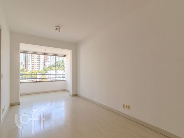 Apartamento com 73m², 3 dormitórios, 1 suíte, 1 vaga, Boa Vista em Porto Alegre