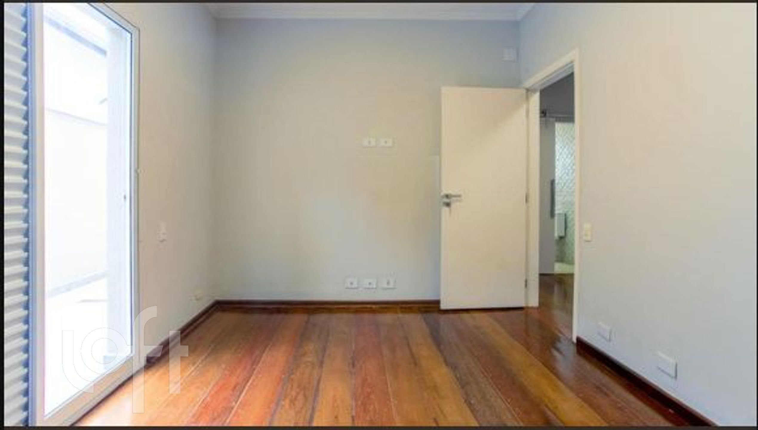 Casa à venda com 3 quartos, 300m² - Foto 6