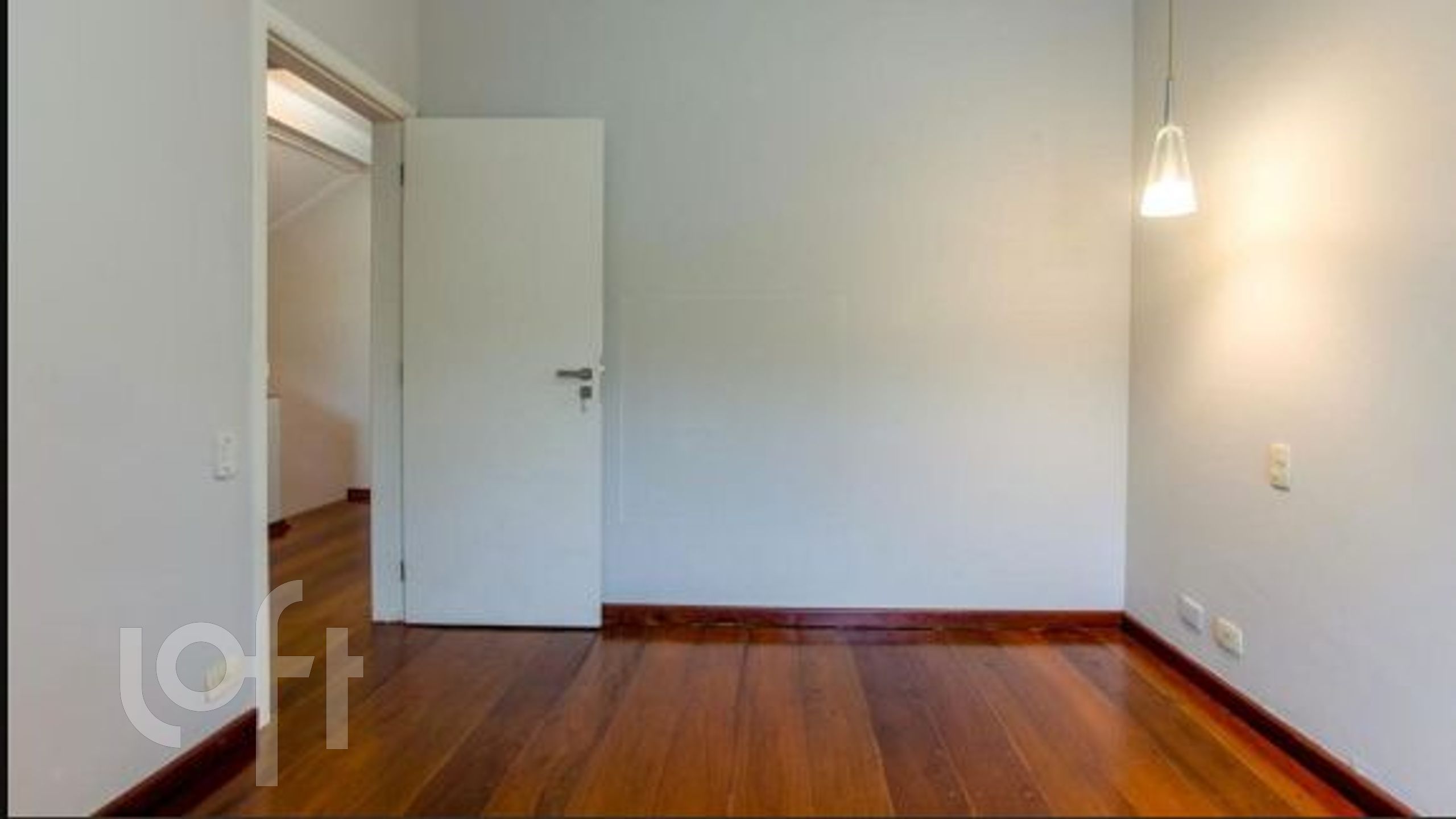 Casa à venda com 3 quartos, 300m² - Foto 5