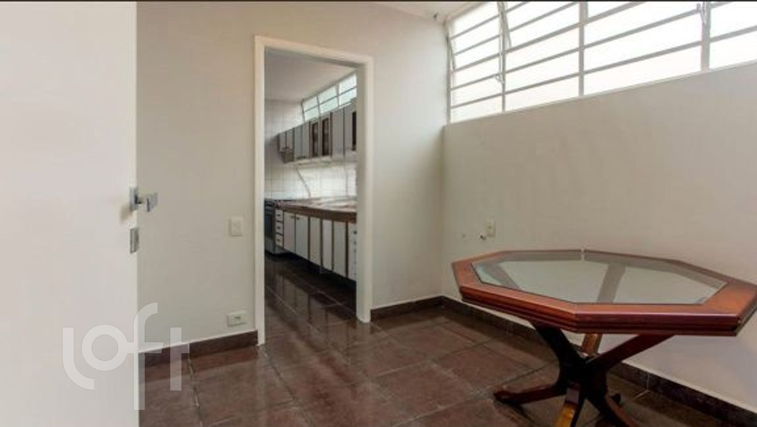 Casa à venda com 3 quartos, 300m² - Foto 11