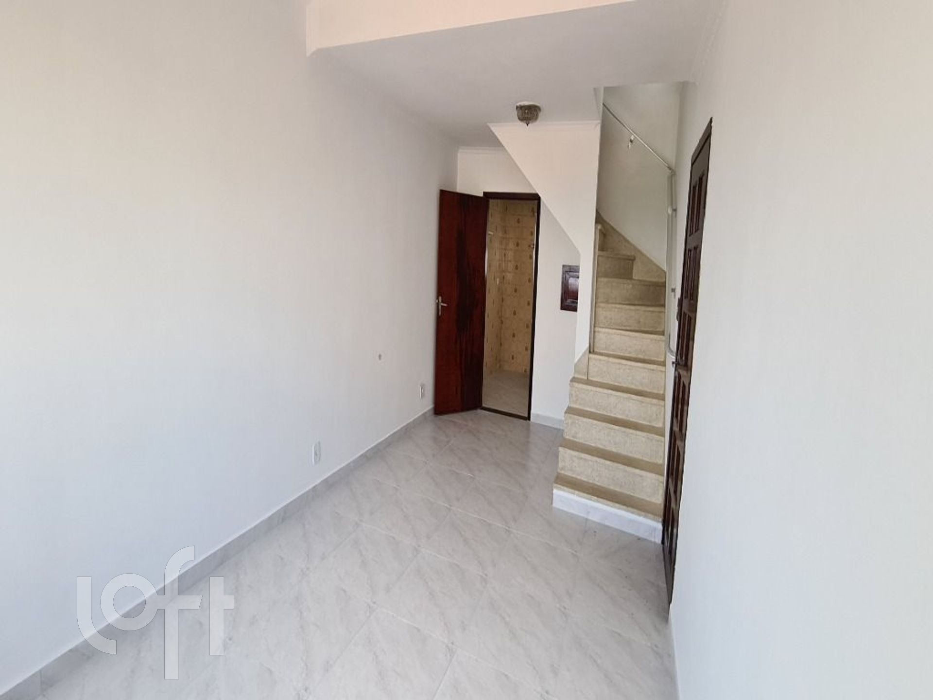 Casa à venda com 3 quartos, 231m² - Foto 9