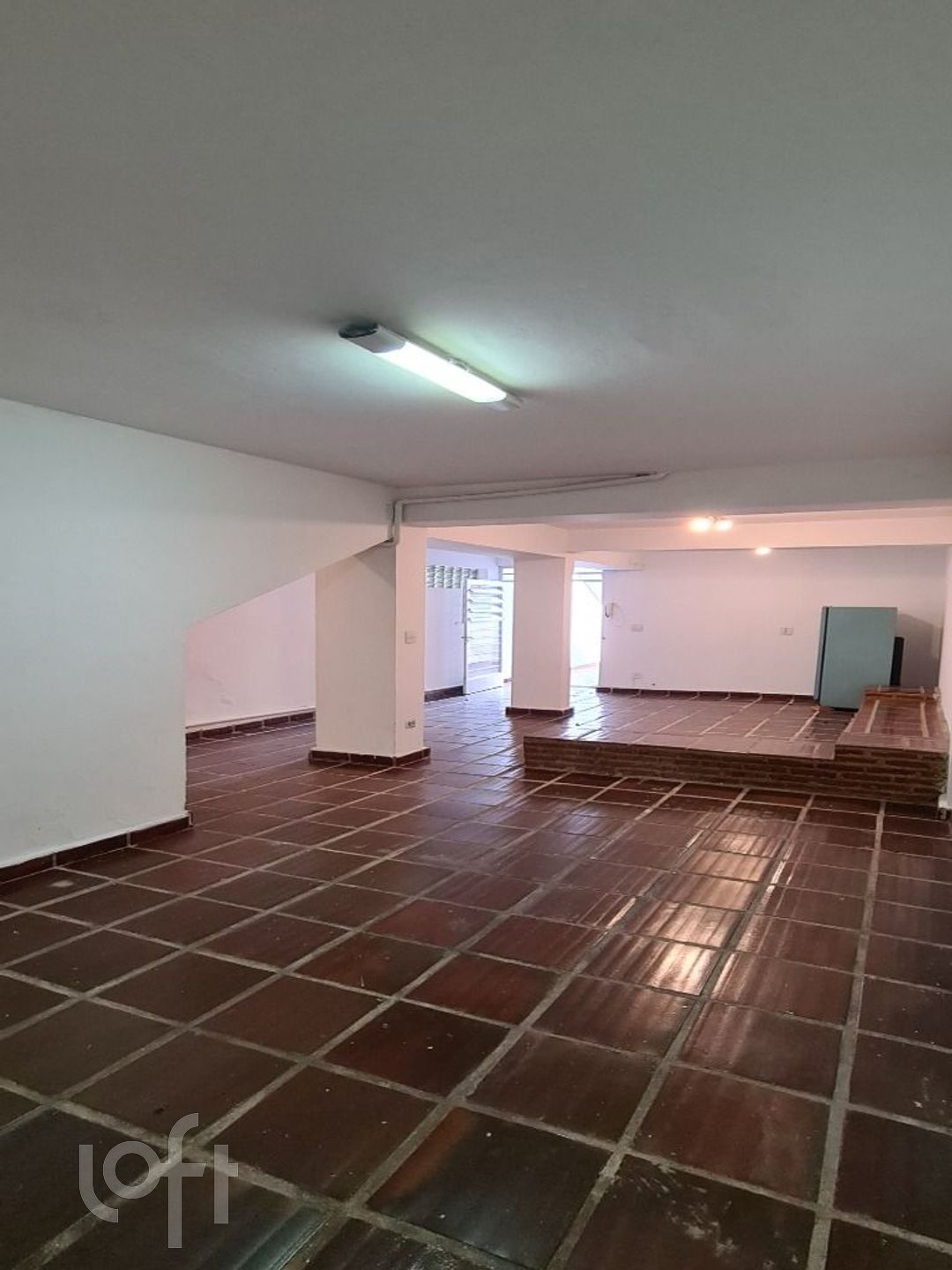 Casa à venda com 3 quartos, 231m² - Foto 8