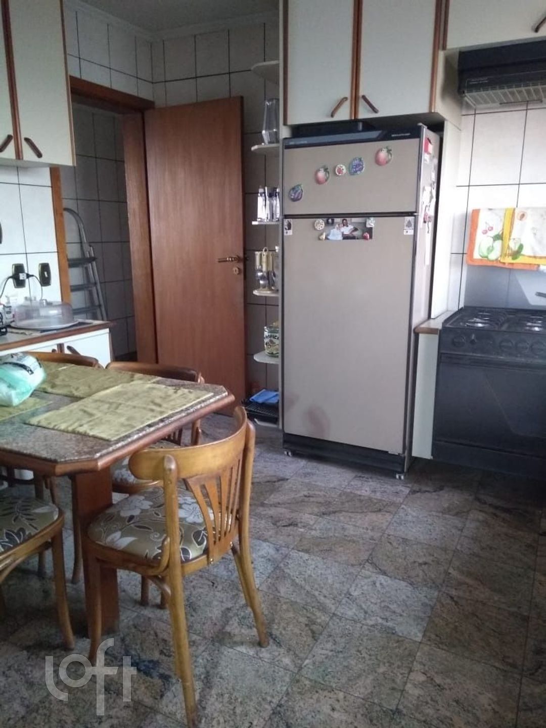 Apartamento à venda com 4 quartos, 255m² - Foto 10