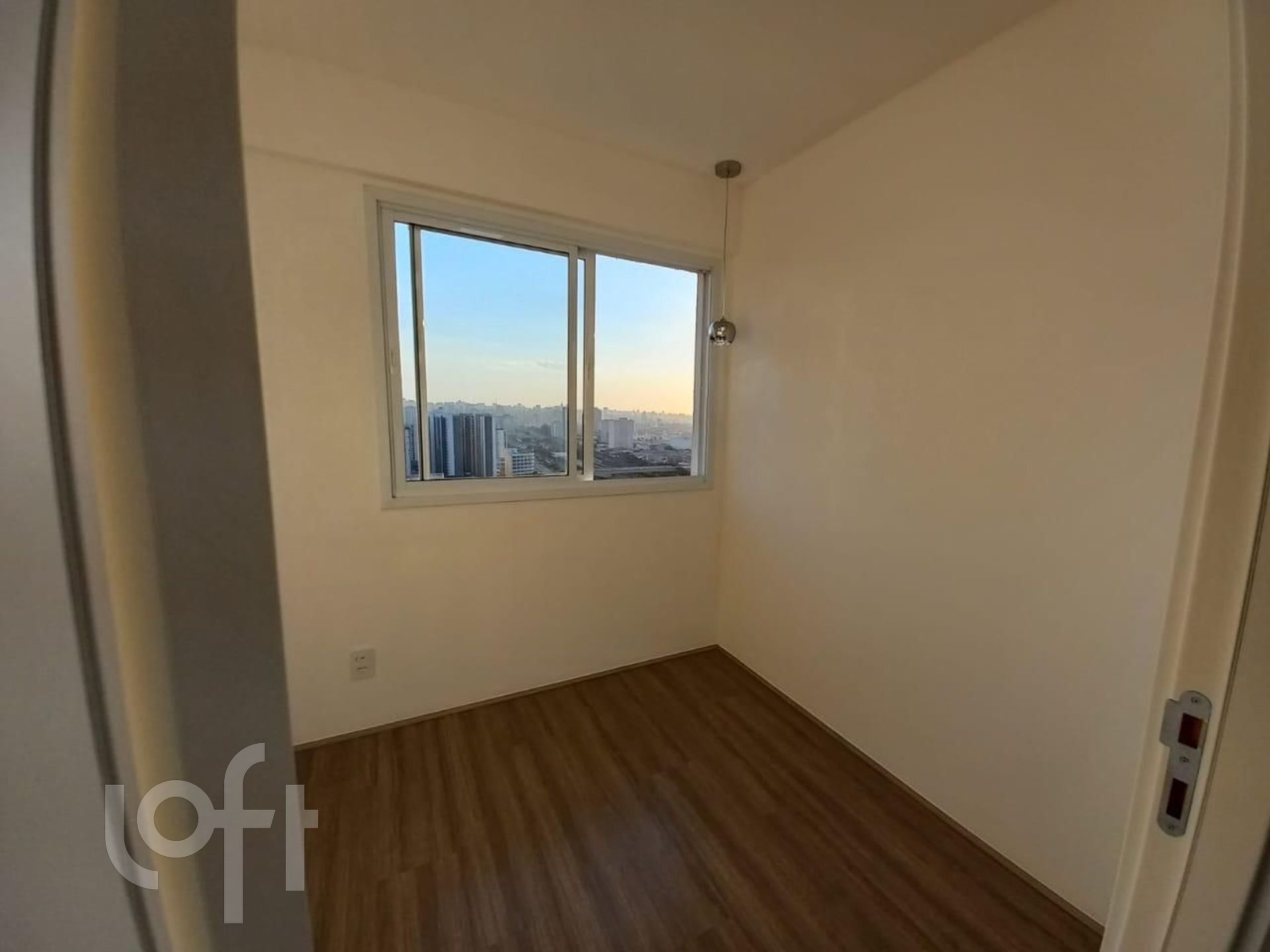 Apartamento à venda com 2 quartos, 38m² - Foto 11