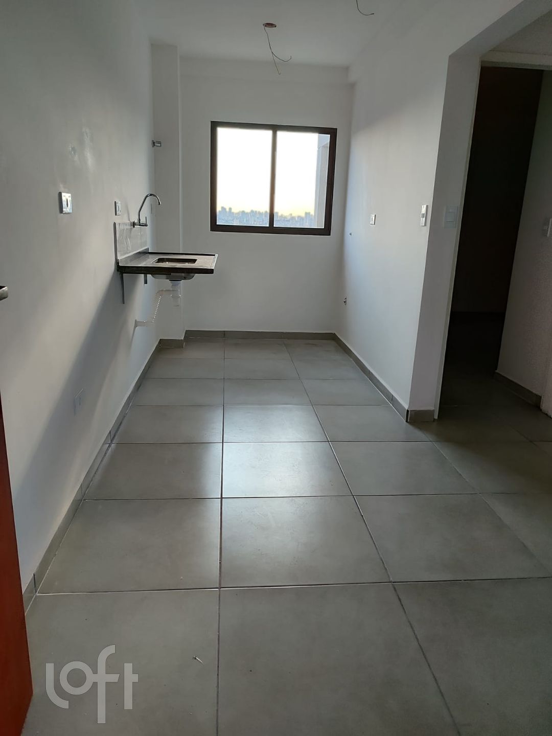 Apartamento à venda com 1 quarto, 30m² - Foto 1