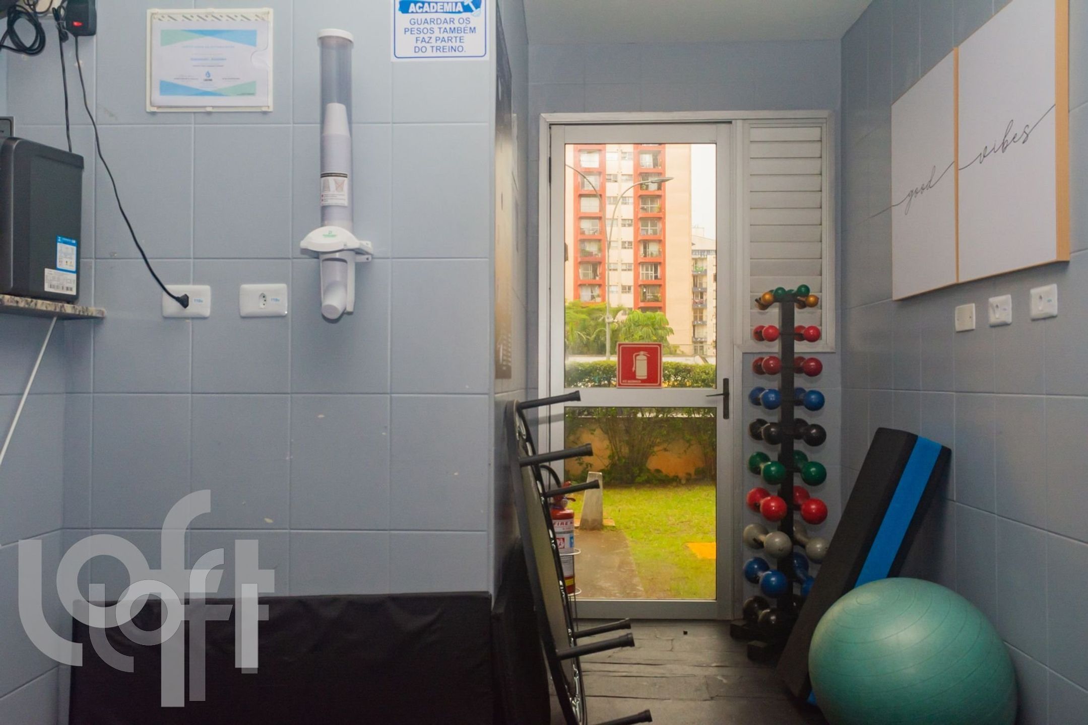 Apartamento à venda com 2 quartos, 50m² - Foto 30