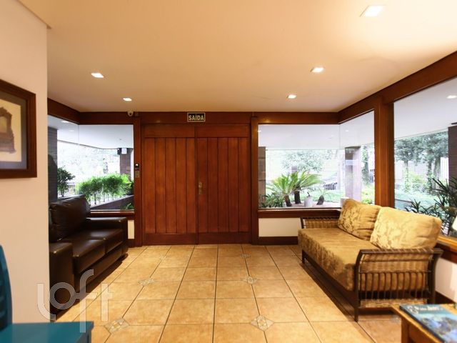 Apartamento com 118m², 3 dormitórios, 1 suíte, 2 vagas, Bela Vista em Porto Alegre