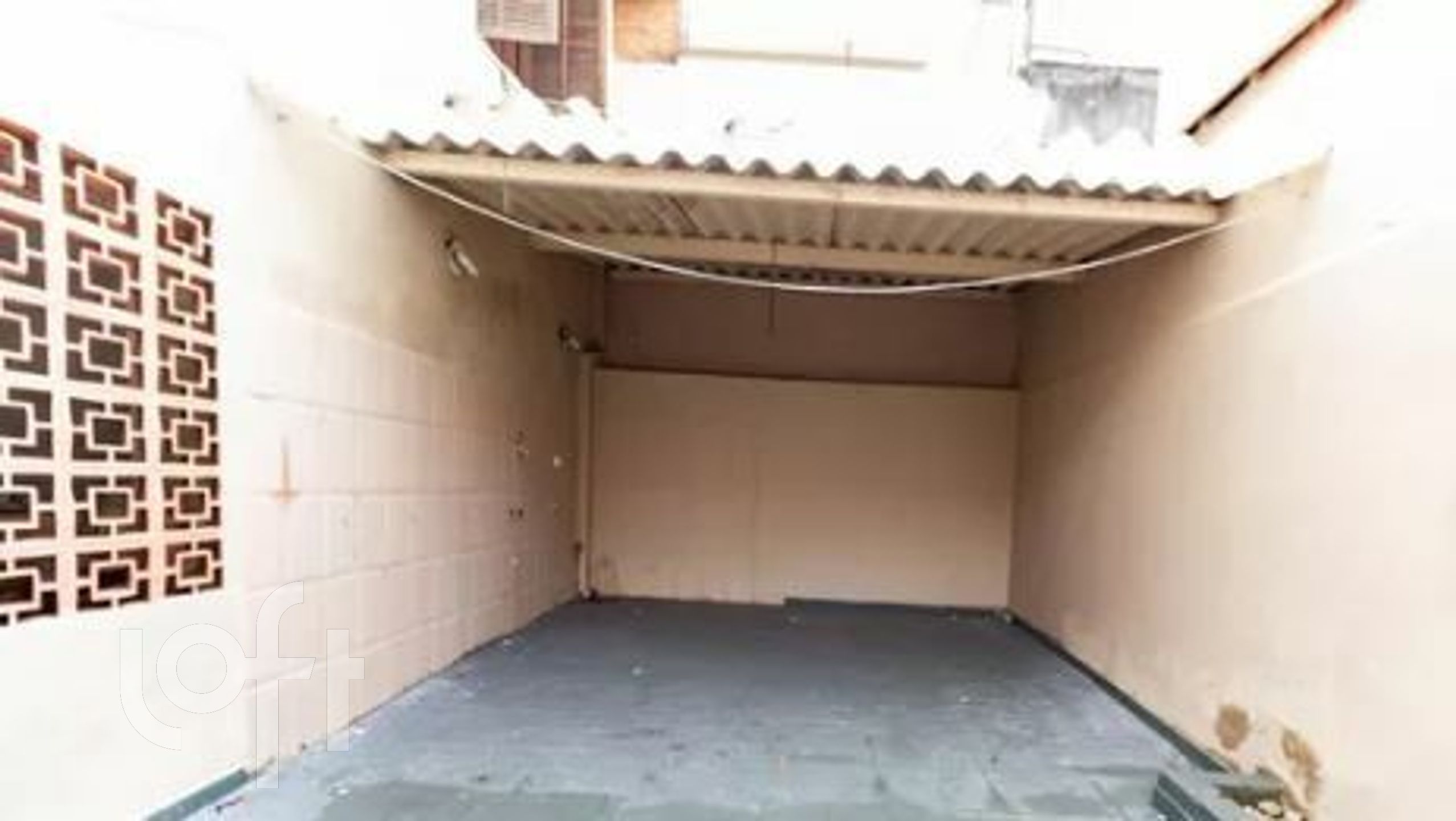 Casa à venda com 2 quartos, 120m² - Foto 9