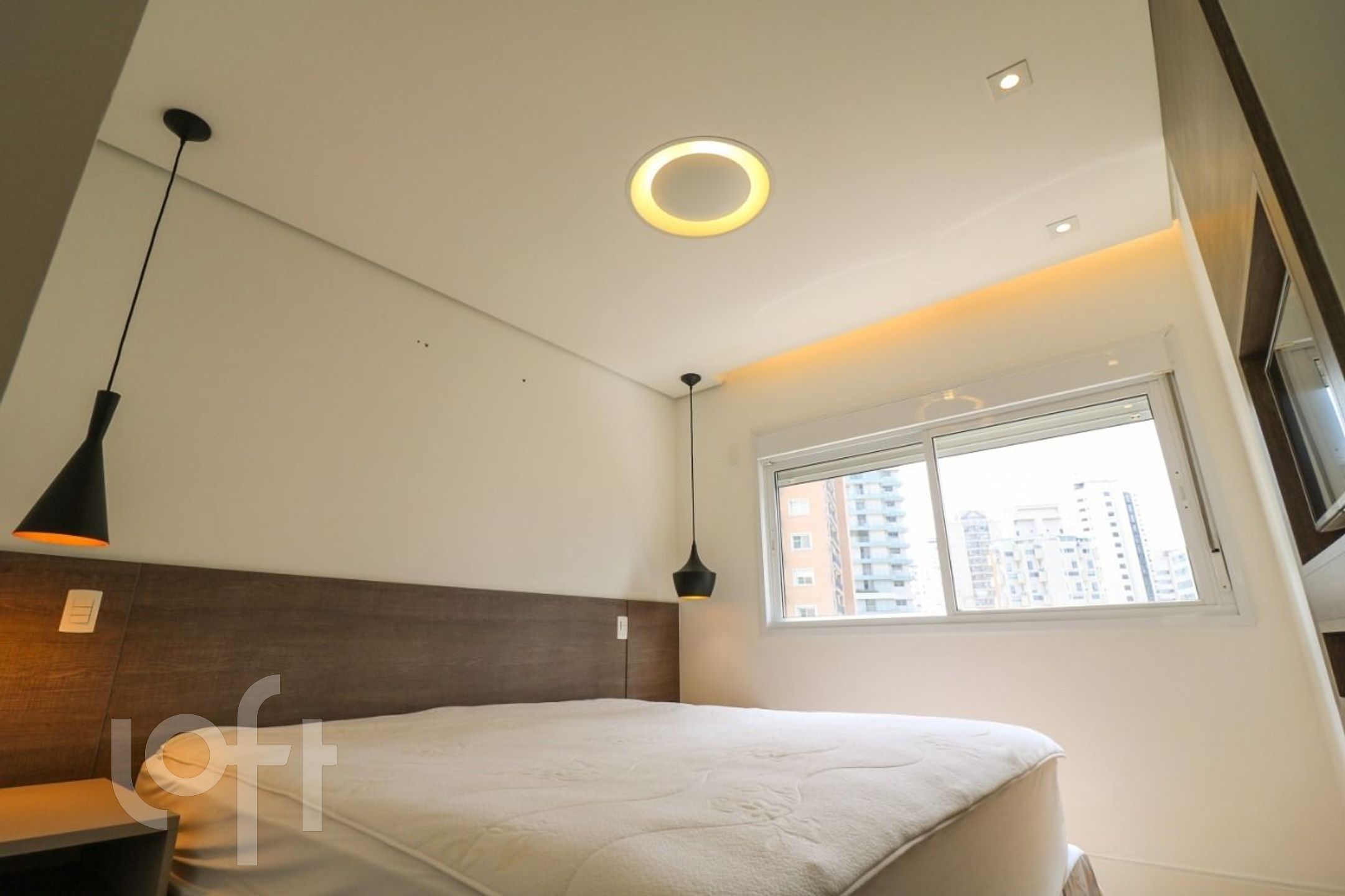 Apartamento à venda com 3 quartos, 157m² - Foto 13