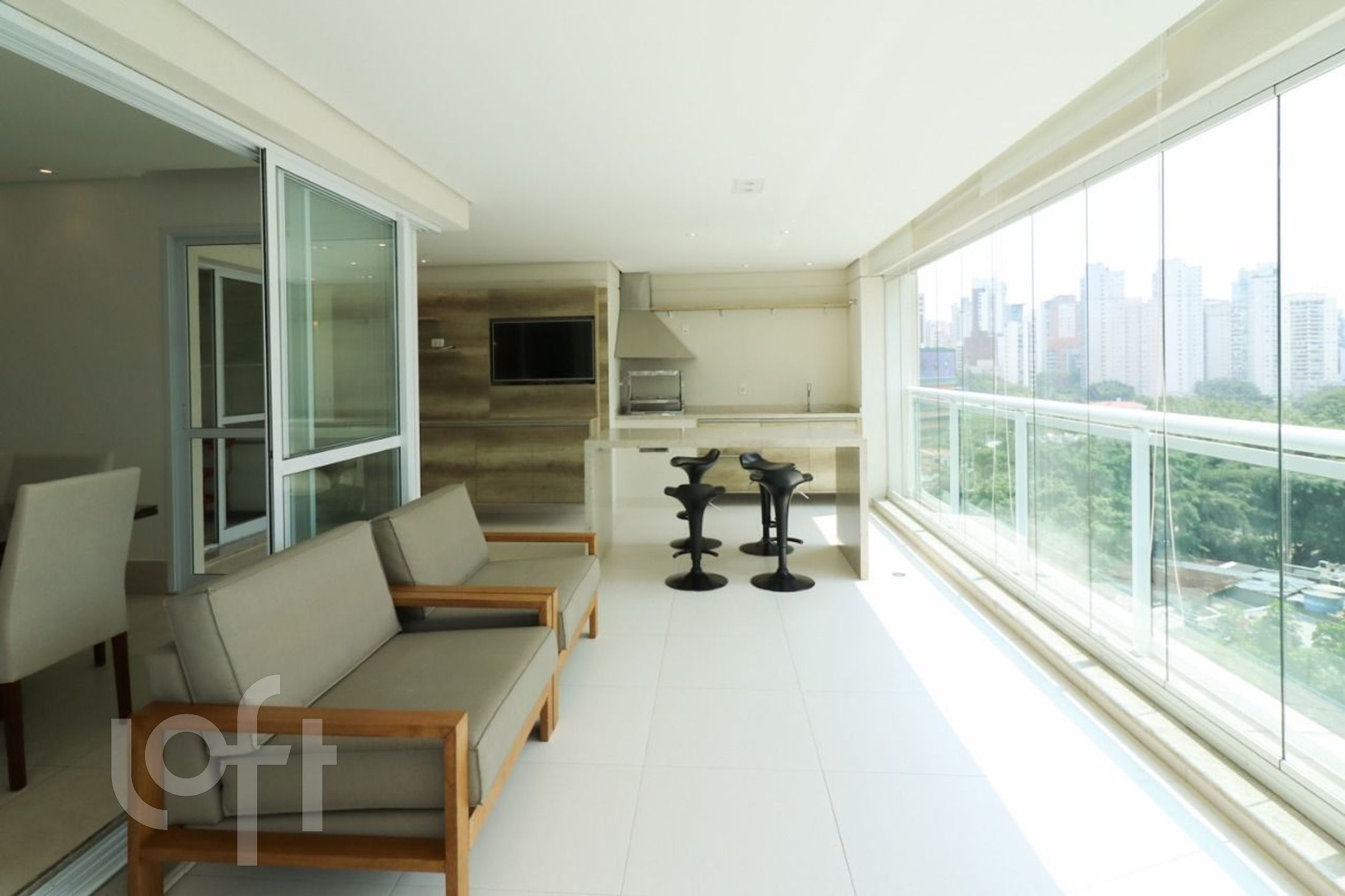 Apartamento à venda com 3 quartos, 157m² - Foto 22