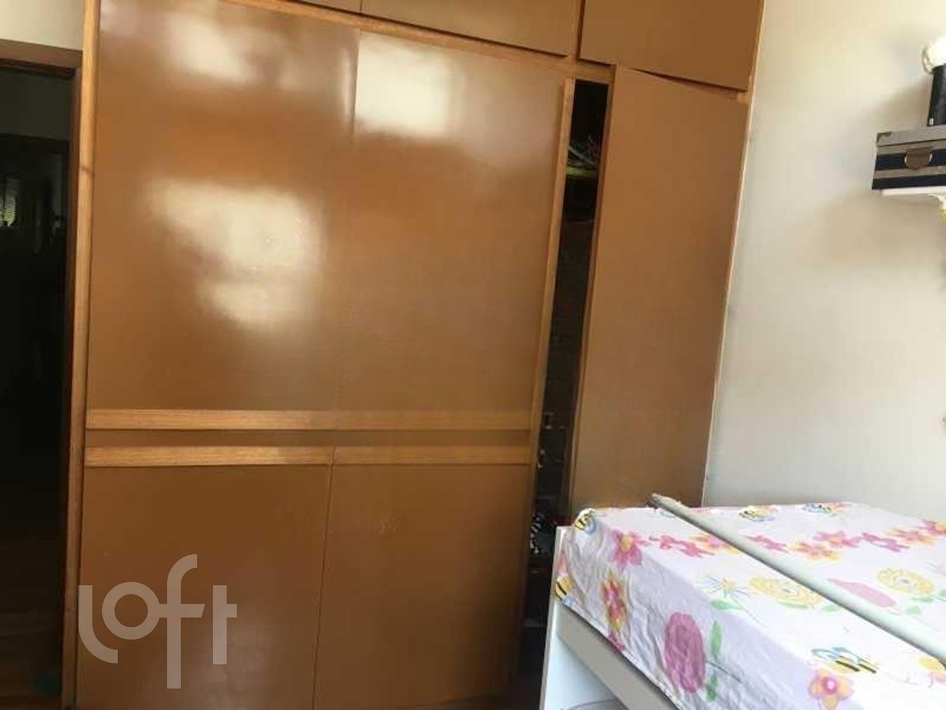 Apartamento à venda com 3 quartos, 198m² - Foto 9