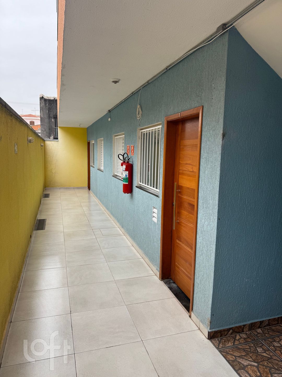 Apartamento à venda com 2 quartos, 40m² - Foto 9