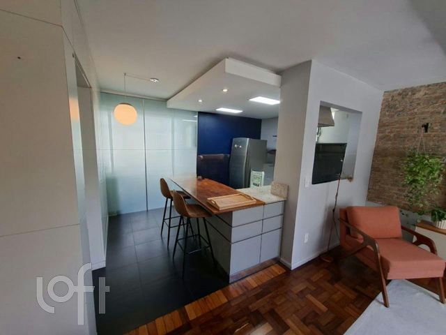 Apartamento com 115m², 2 dormitórios, 1 suíte, 2 vagas, Independência em Porto Alegre