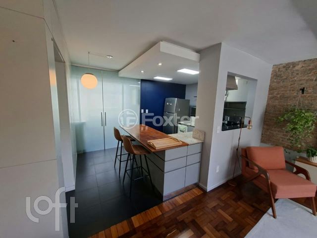 Apartamento com 115m², 2 dormitórios, 1 suíte, 2 vagas, Independência em Porto Alegre