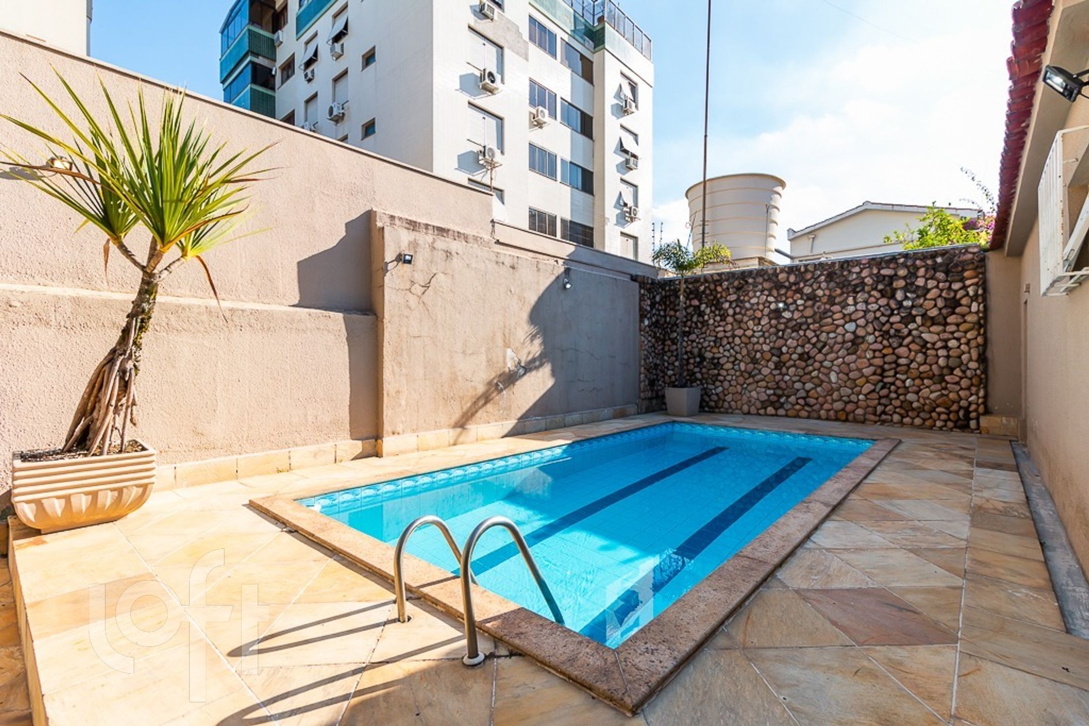 Imagem da propriedade 36