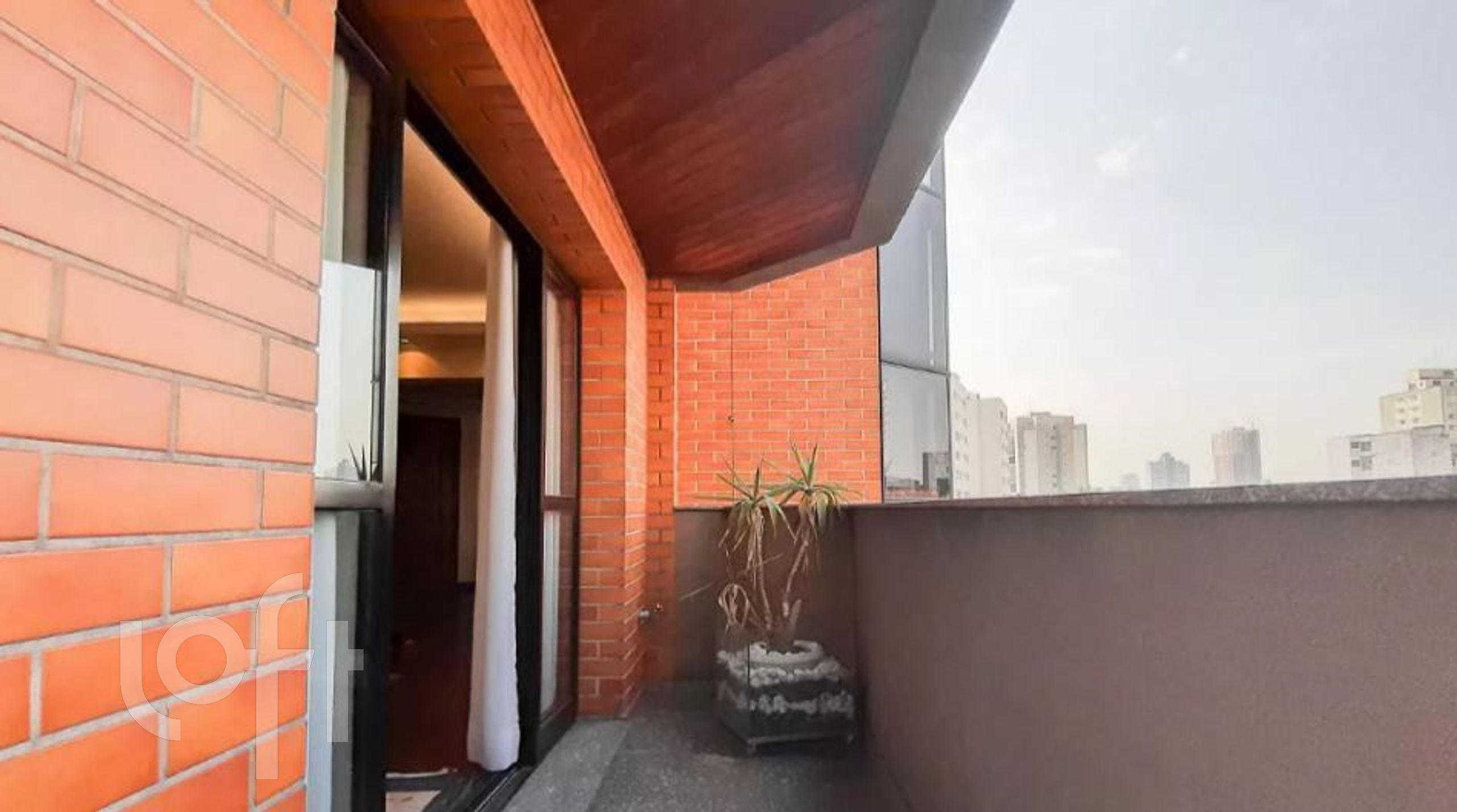 Apartamento à venda com 4 quartos, 200m² - Foto 6