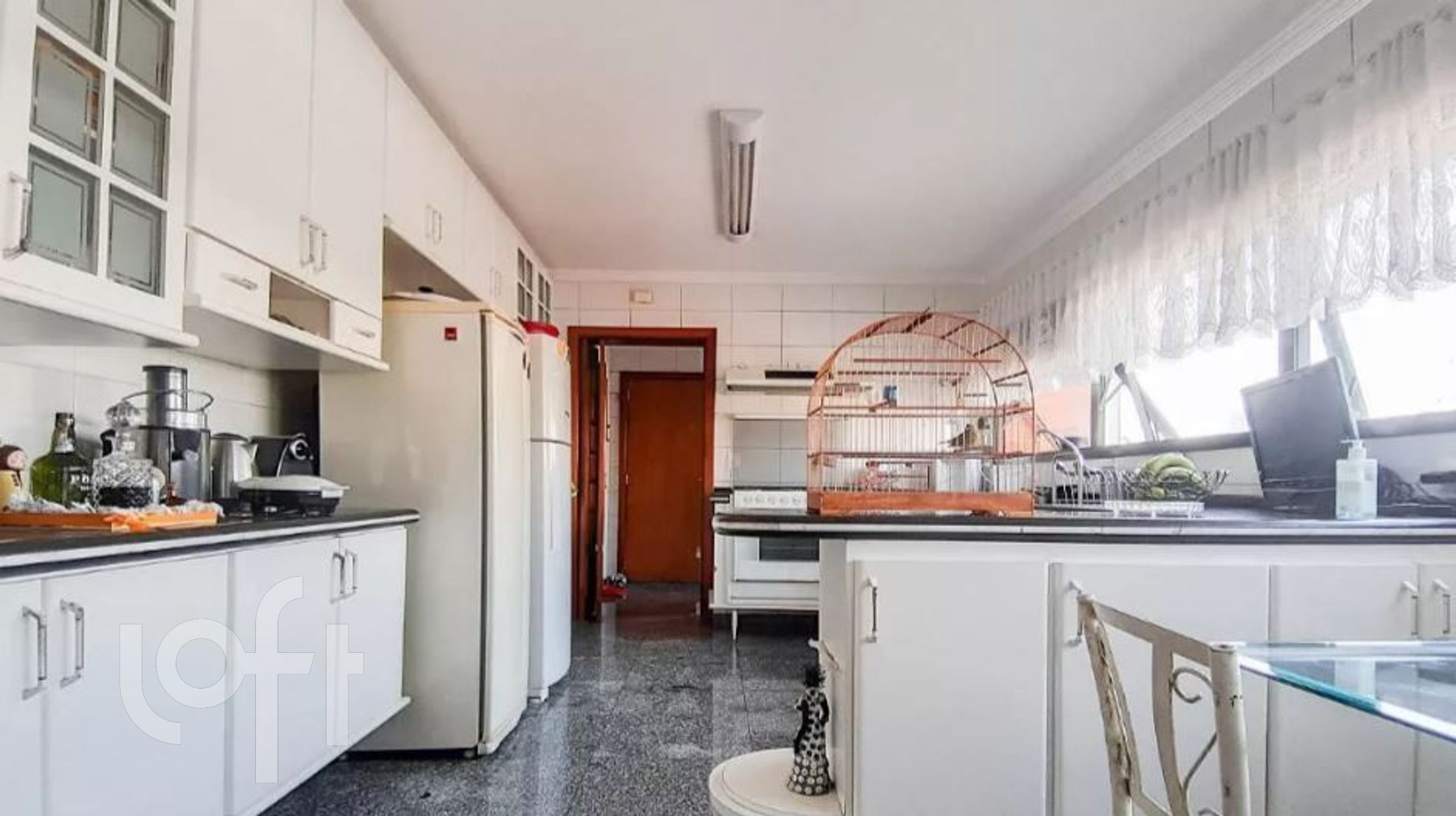 Apartamento à venda com 4 quartos, 200m² - Foto 46