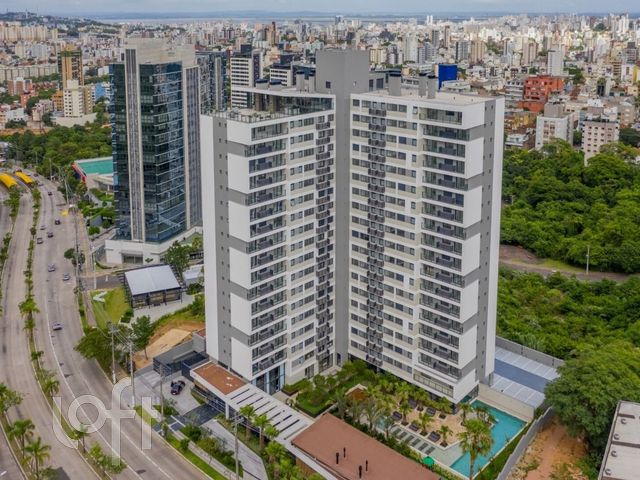 Apartamento com 49m², 1 dormitório, 1 suíte, 1 vaga, Petrópolis em Porto Alegre