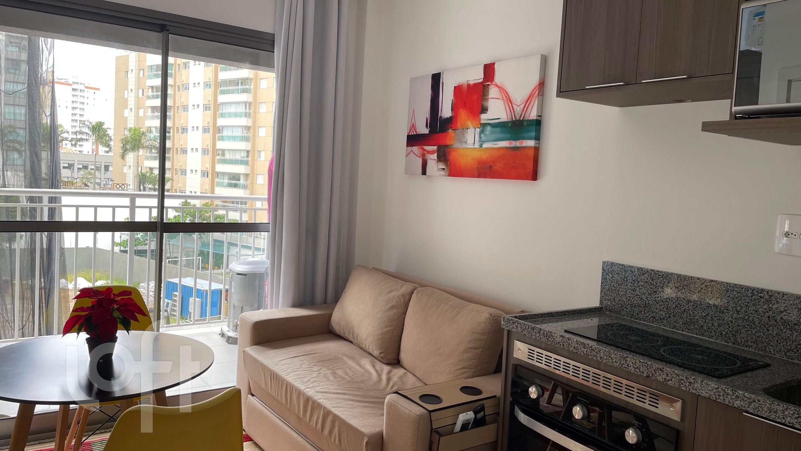 Apartamento à venda com 1 quarto, 27m² - Foto 1