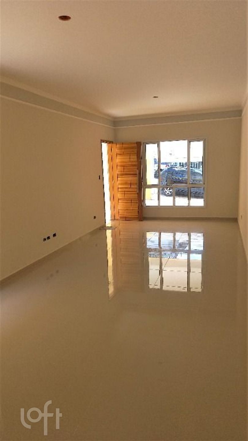 Casa à venda com 3 quartos, 120m² - Foto 1