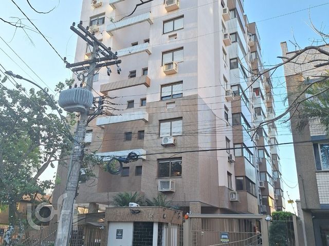 Apartamento com 82m², 2 dormitórios, 1 suíte, 1 vaga, Higienópolis em Porto Alegre