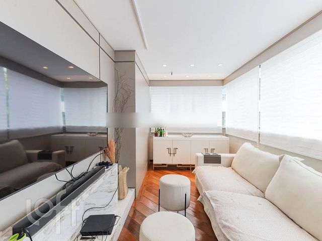 Apartamento com 207m², 3 dormitórios, 2 suítes, 2 vagas, Petrópolis em Porto Alegre