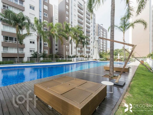 Apartamento com 127m², 3 dormitórios, 3 suítes, 2 vagas, Menino Deus em Porto Alegre