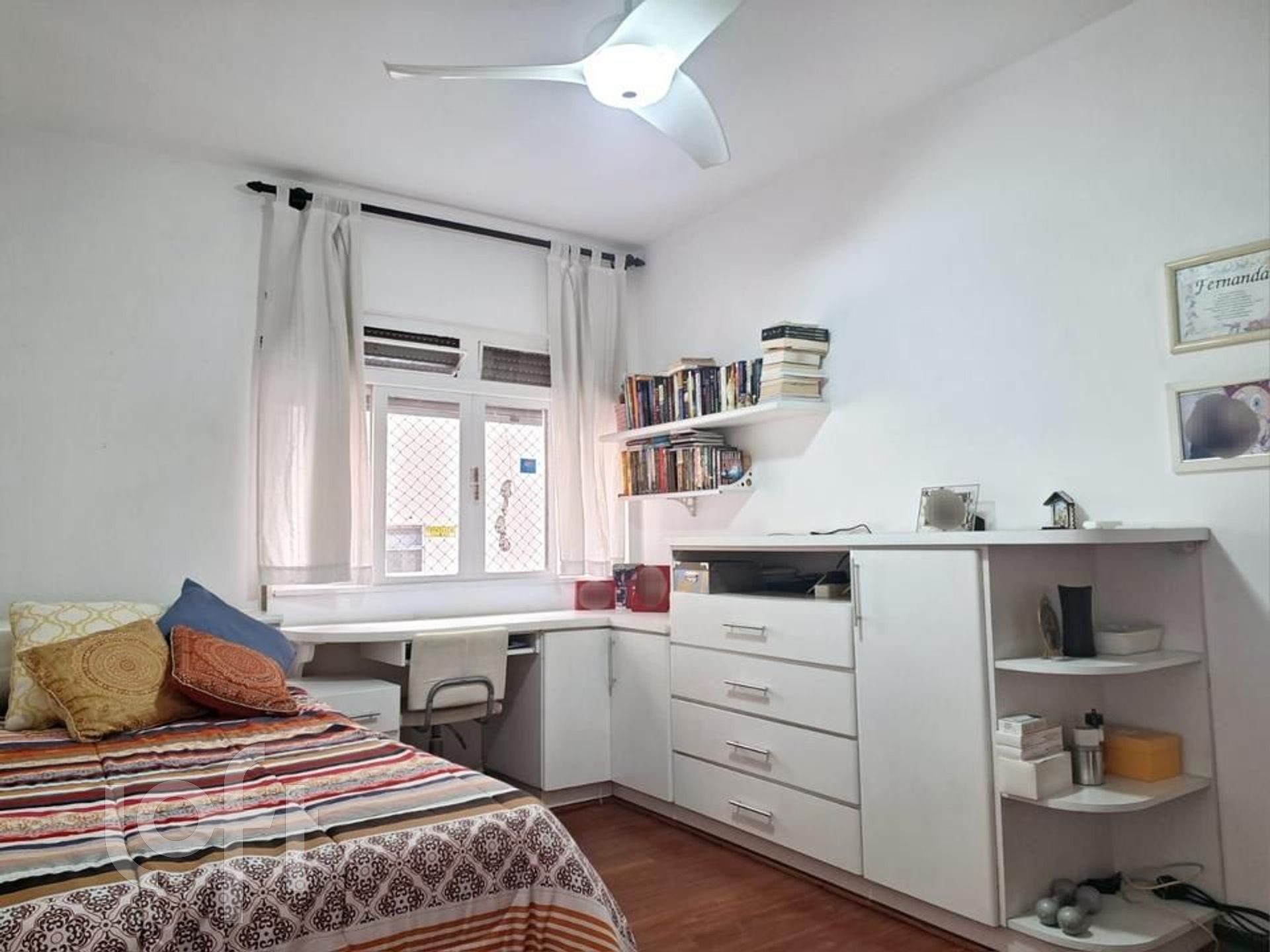 Apartamento à venda com 3 quartos, 134m² - Foto 17