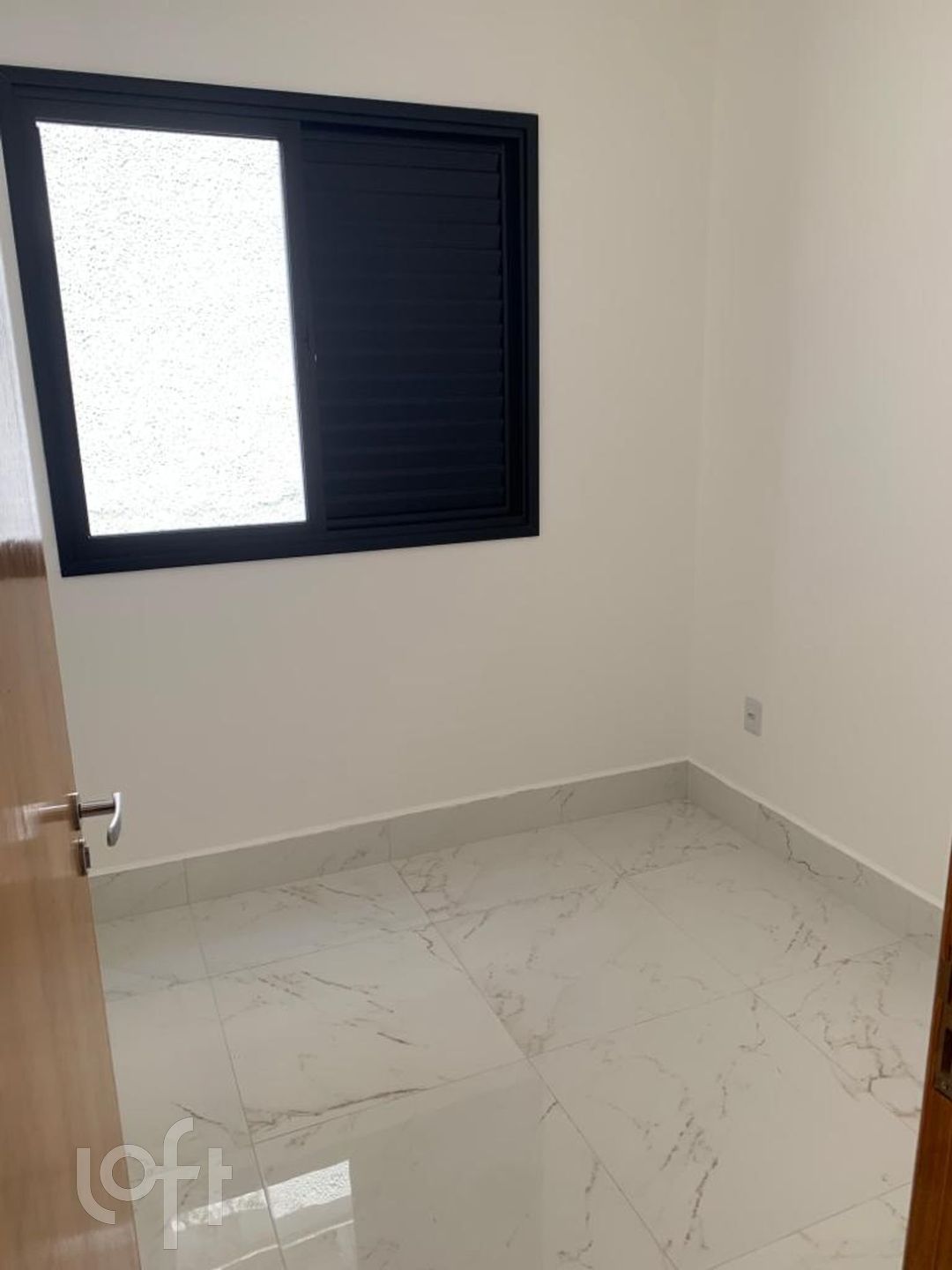 Apartamento à venda com 2 quartos, 44m² - Foto 4