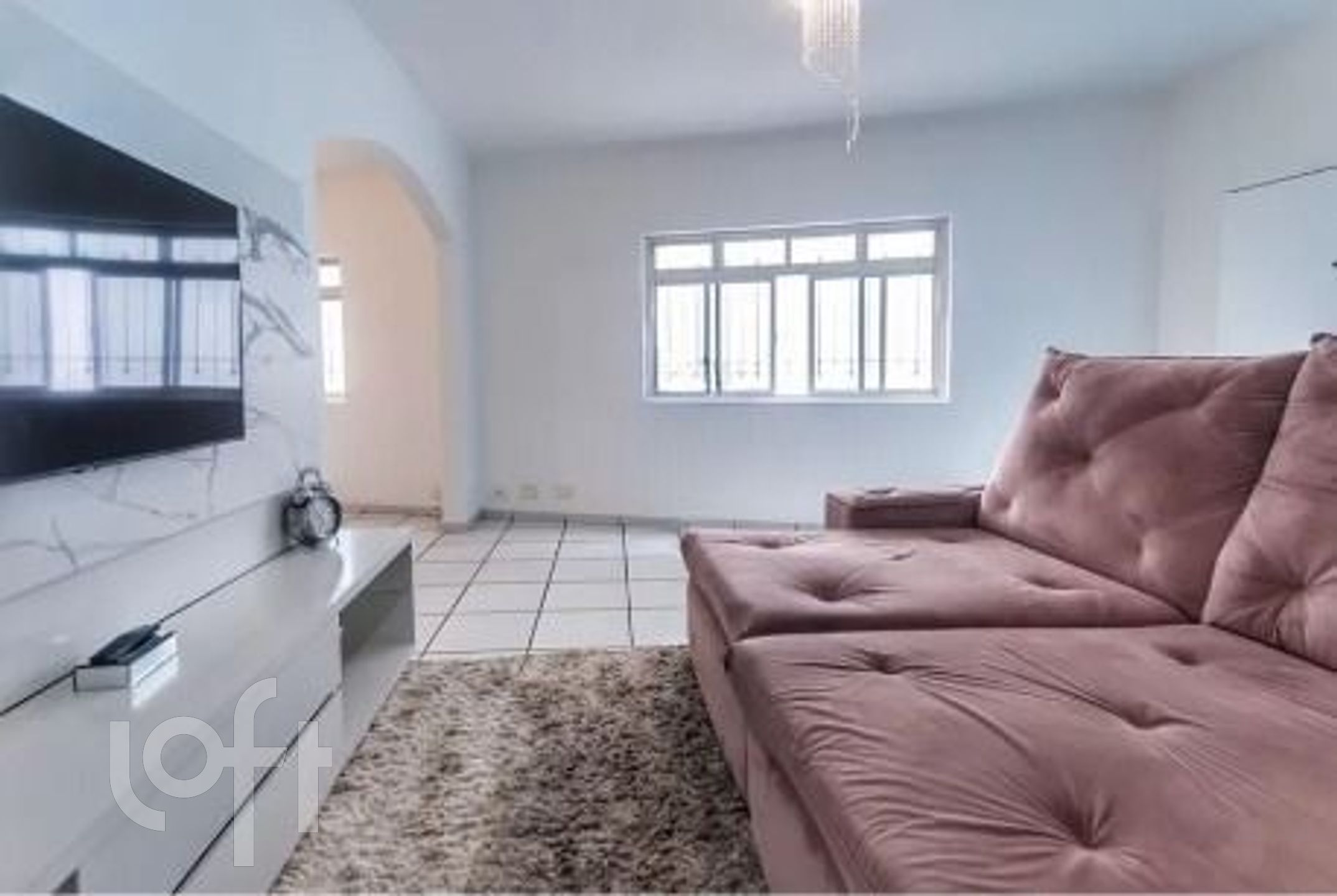 Casa à venda com 4 quartos, 240m² - Foto 3