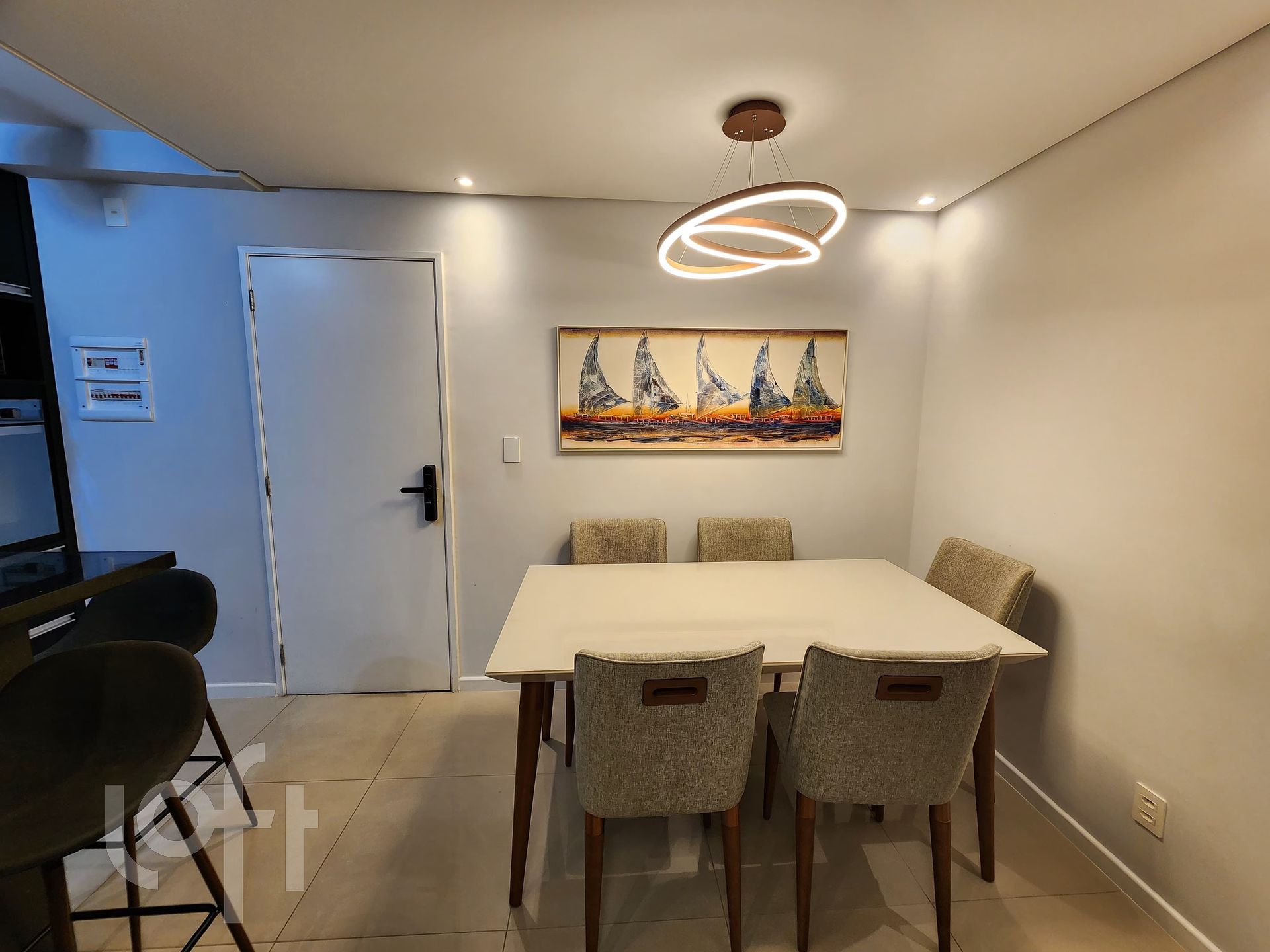 Apartamento à venda com 2 quartos, 56m² - Foto 4