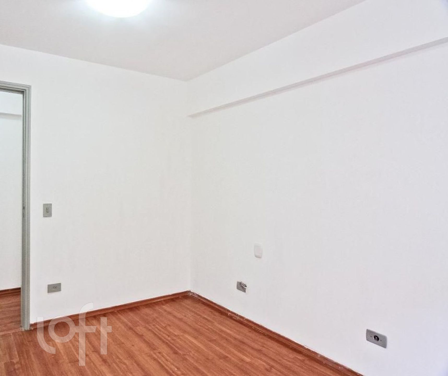 Apartamento à venda com 2 quartos, 62m² - Foto 3