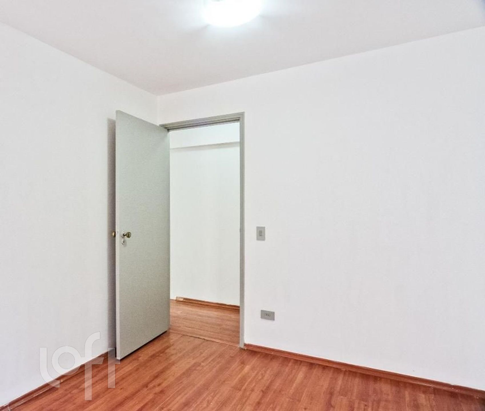 Apartamento à venda com 2 quartos, 62m² - Foto 4