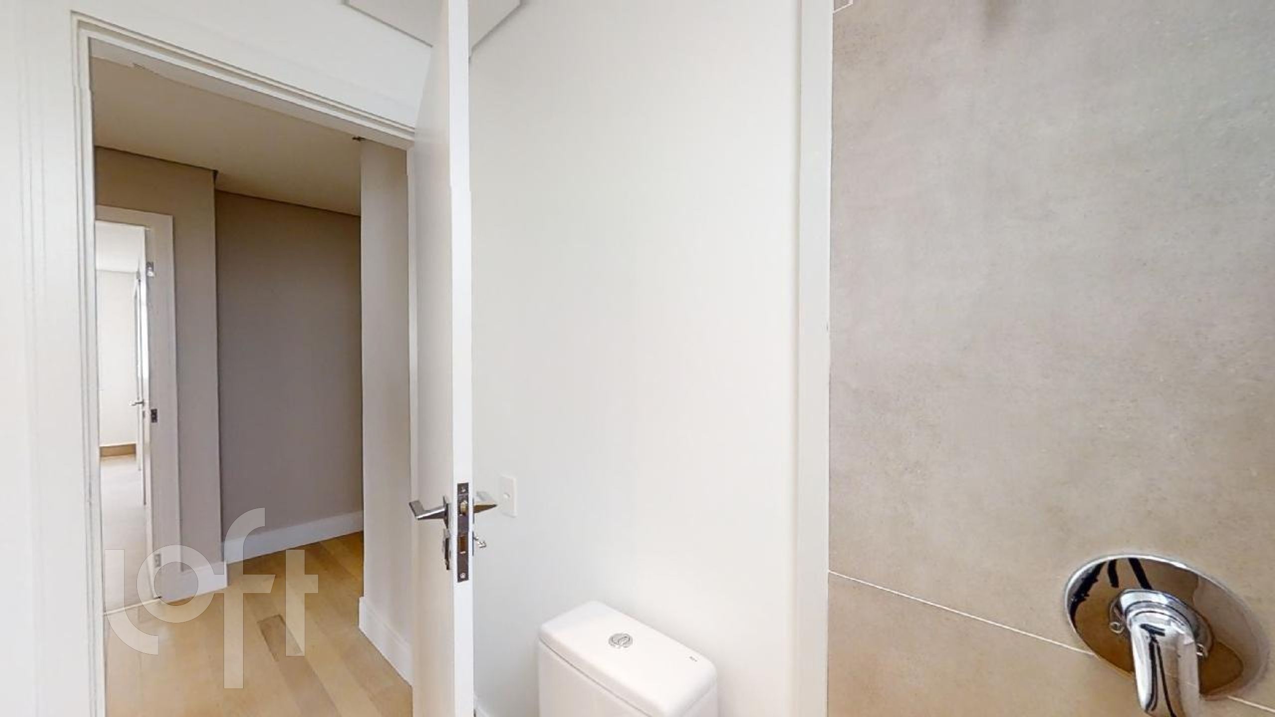 Apartamento à venda com 3 quartos, 212m² - Foto 4