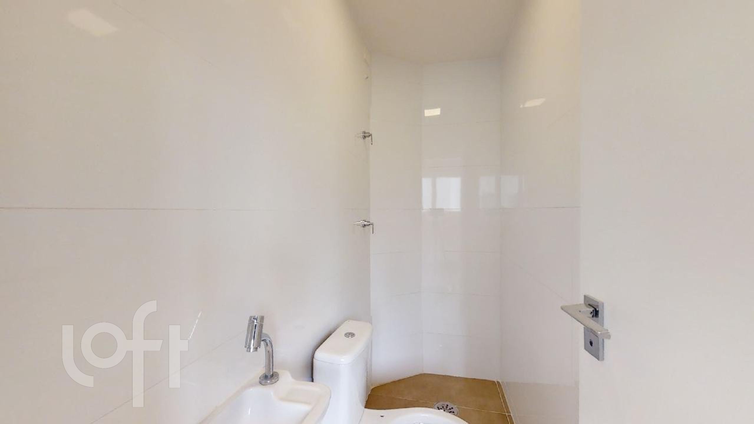 Apartamento à venda com 3 quartos, 212m² - Foto 6