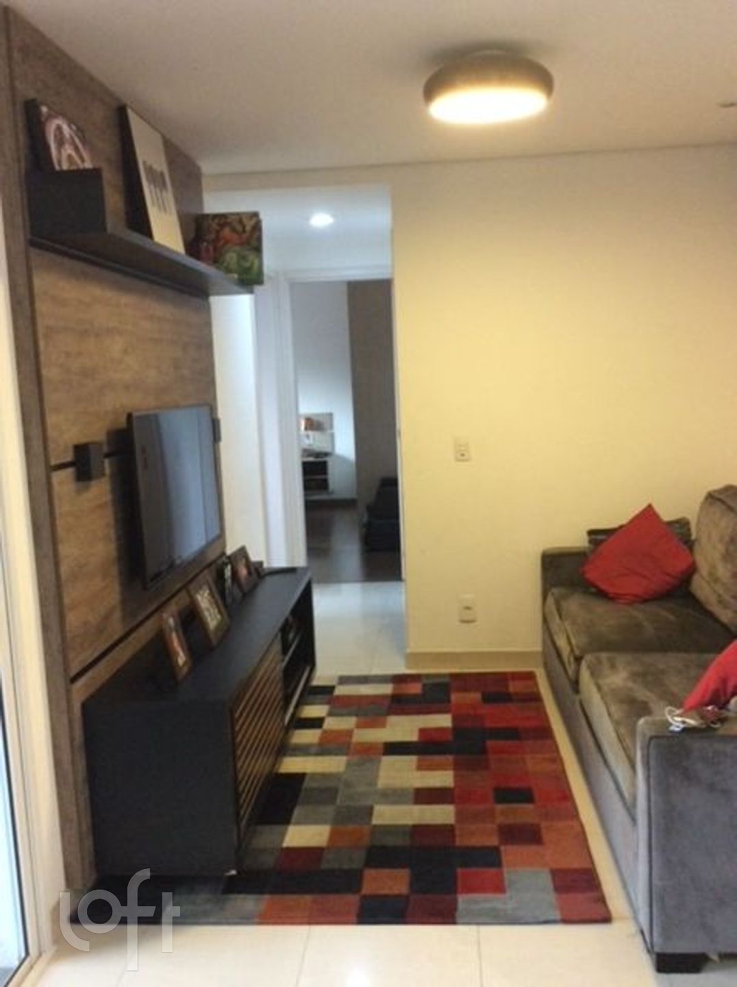 Apartamento à venda com 2 quartos, 57m² - Foto 1