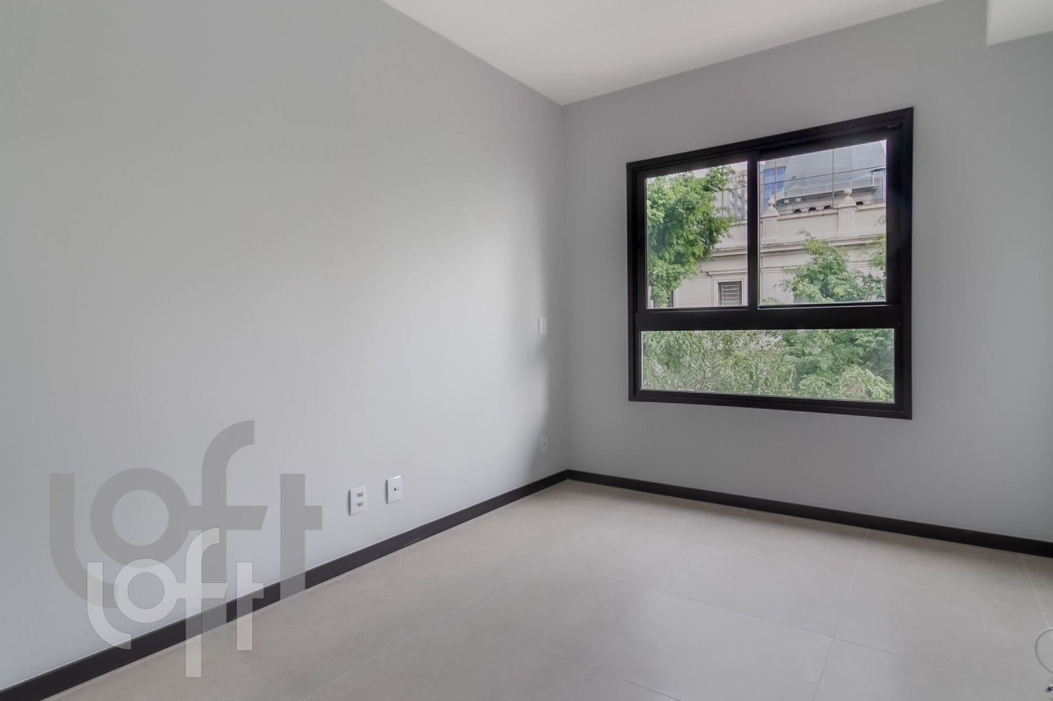 Apartamento à venda com 1 quarto, 35m² - Foto 4