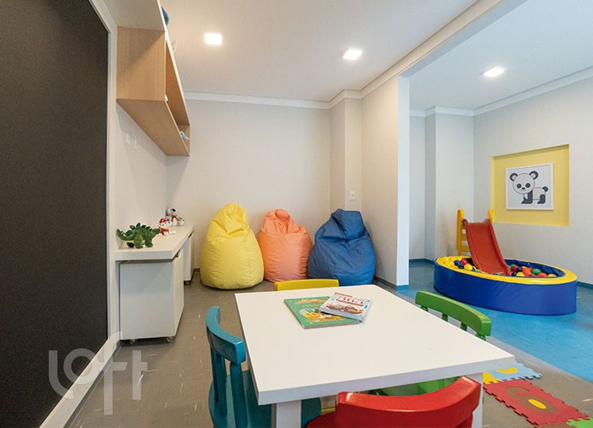 Apartamento à venda com 2 quartos, 32m² - Foto 18