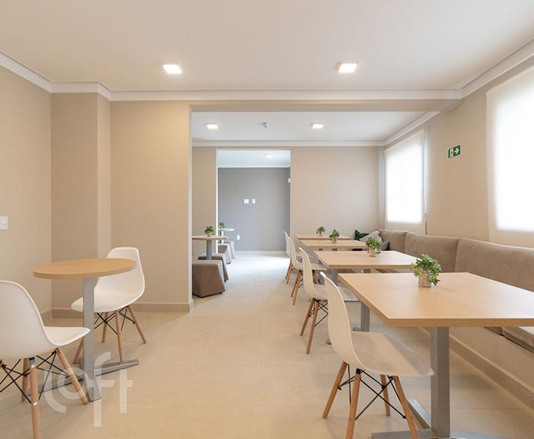 Apartamento à venda com 2 quartos, 32m² - Foto 19