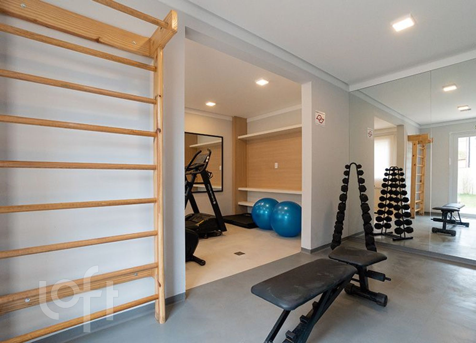 Apartamento à venda com 2 quartos, 32m² - Foto 17