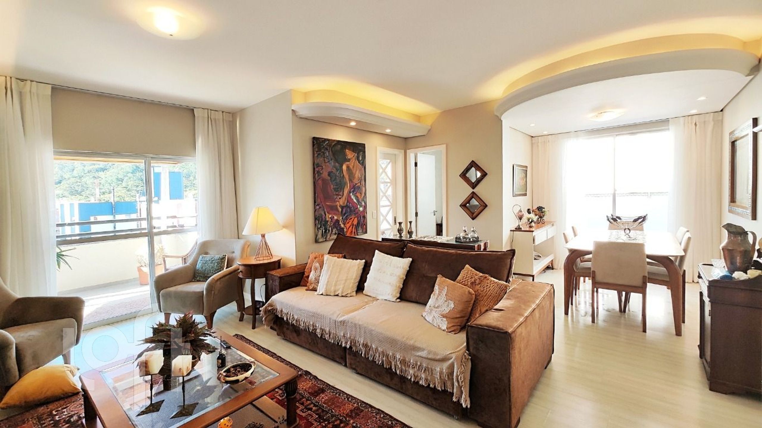Apartamento à venda em Centro com 225 m², 4 quartos, 1 suíte, 2 vagas