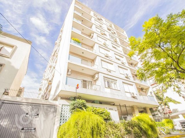 Apartamento com 143m², 3 dormitórios, 1 suíte, 1 vaga, Rio Branco em Porto Alegre