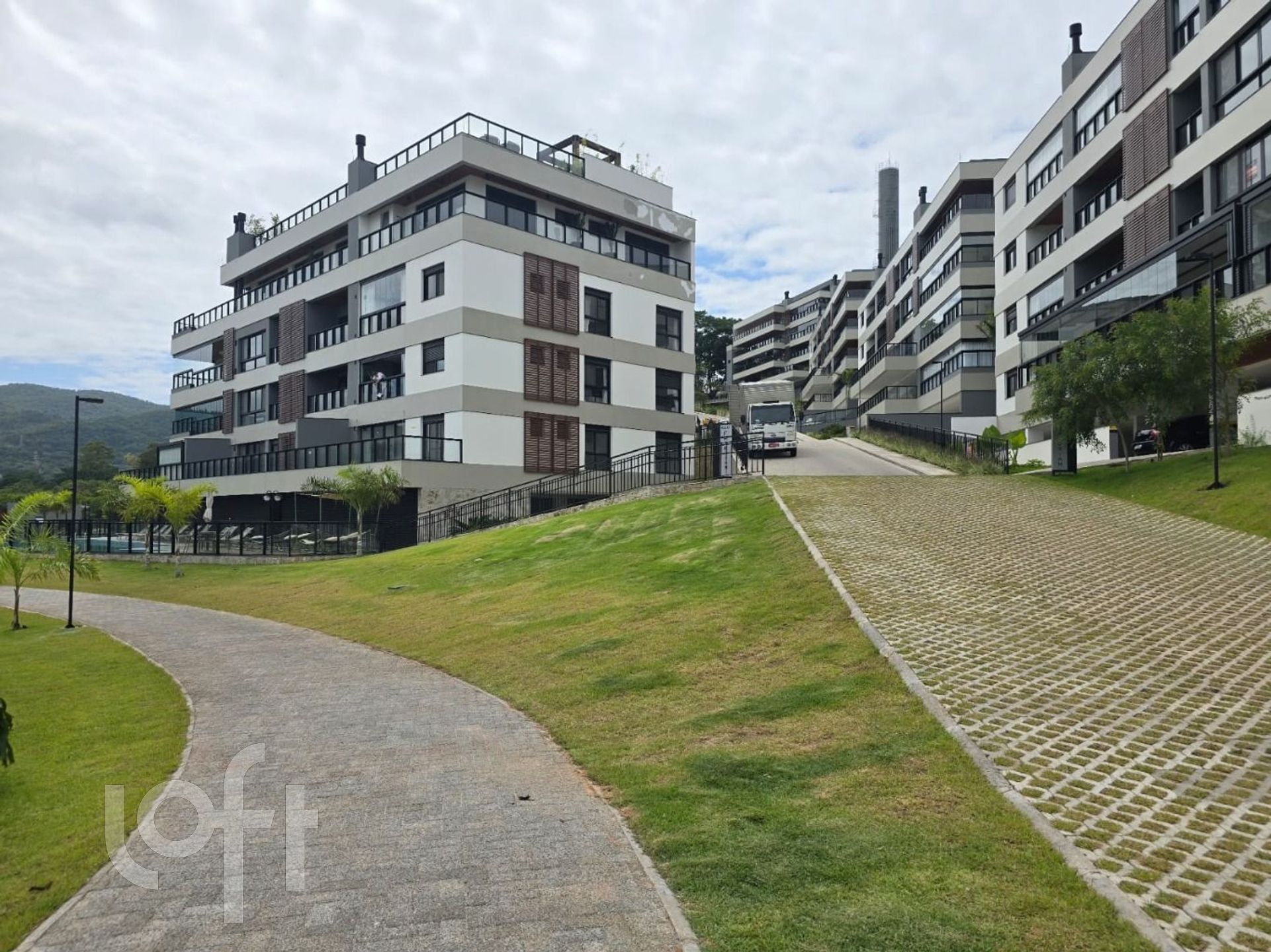 Apartamento à venda em João Paulo com 242 m², 3 quartos, 3 suítes, 2 vagas