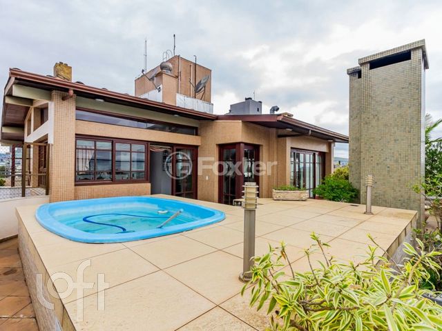 Apartamento com 452m², 5 dormitórios, 3 suítes, 4 vagas, Petrópolis em Porto Alegre