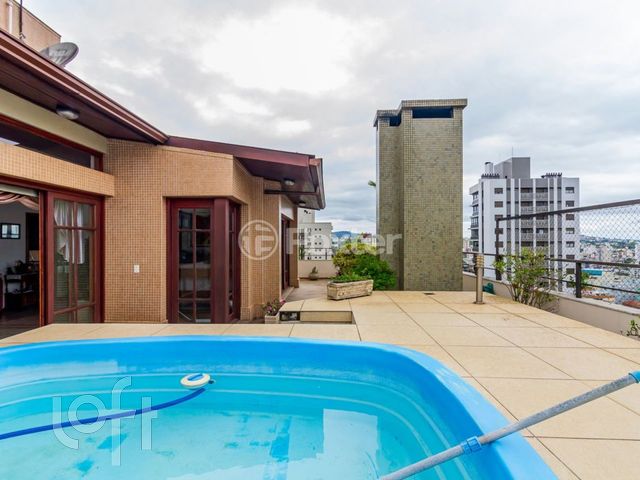 Apartamento com 452m², 5 dormitórios, 3 suítes, 4 vagas, Petrópolis em Porto Alegre