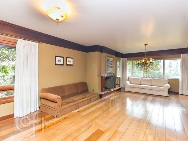 Apartamento com 249m², 3 dormitórios, 3 suítes, 3 vagas, Bela Vista em Porto Alegre