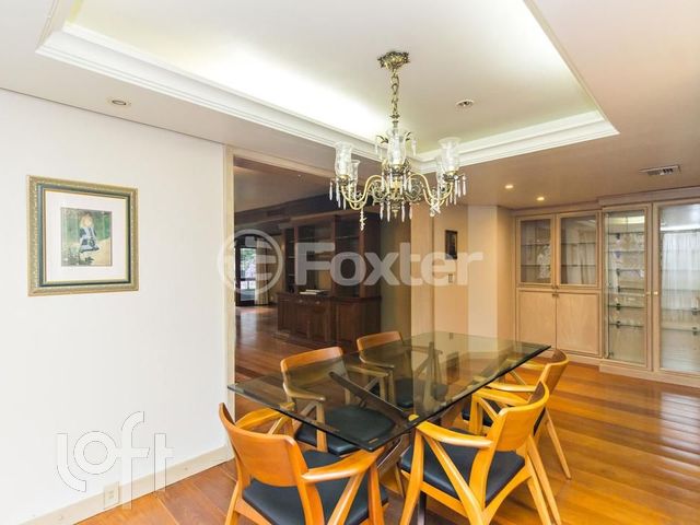 Apartamento com 249m², 3 dormitórios, 3 suítes, 3 vagas, Bela Vista em Porto Alegre