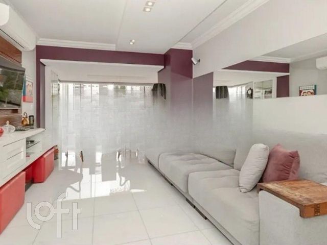 Apartamento com 90m², 2 dormitórios, 1 suíte, 1 vaga, Petrópolis em Porto Alegre